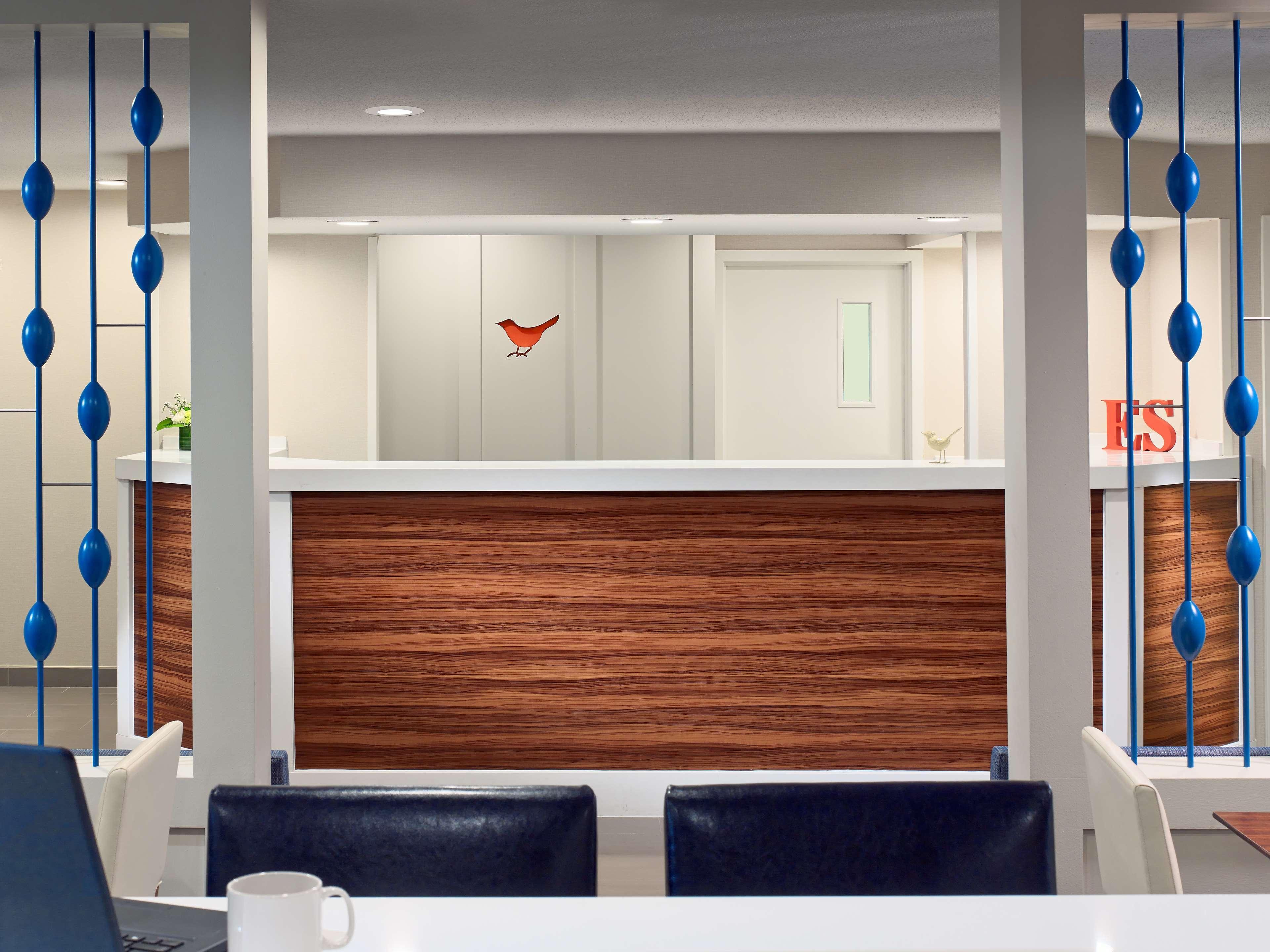 Sonesta Simply Suites Memphis East Poplar Pike Екстер'єр фото