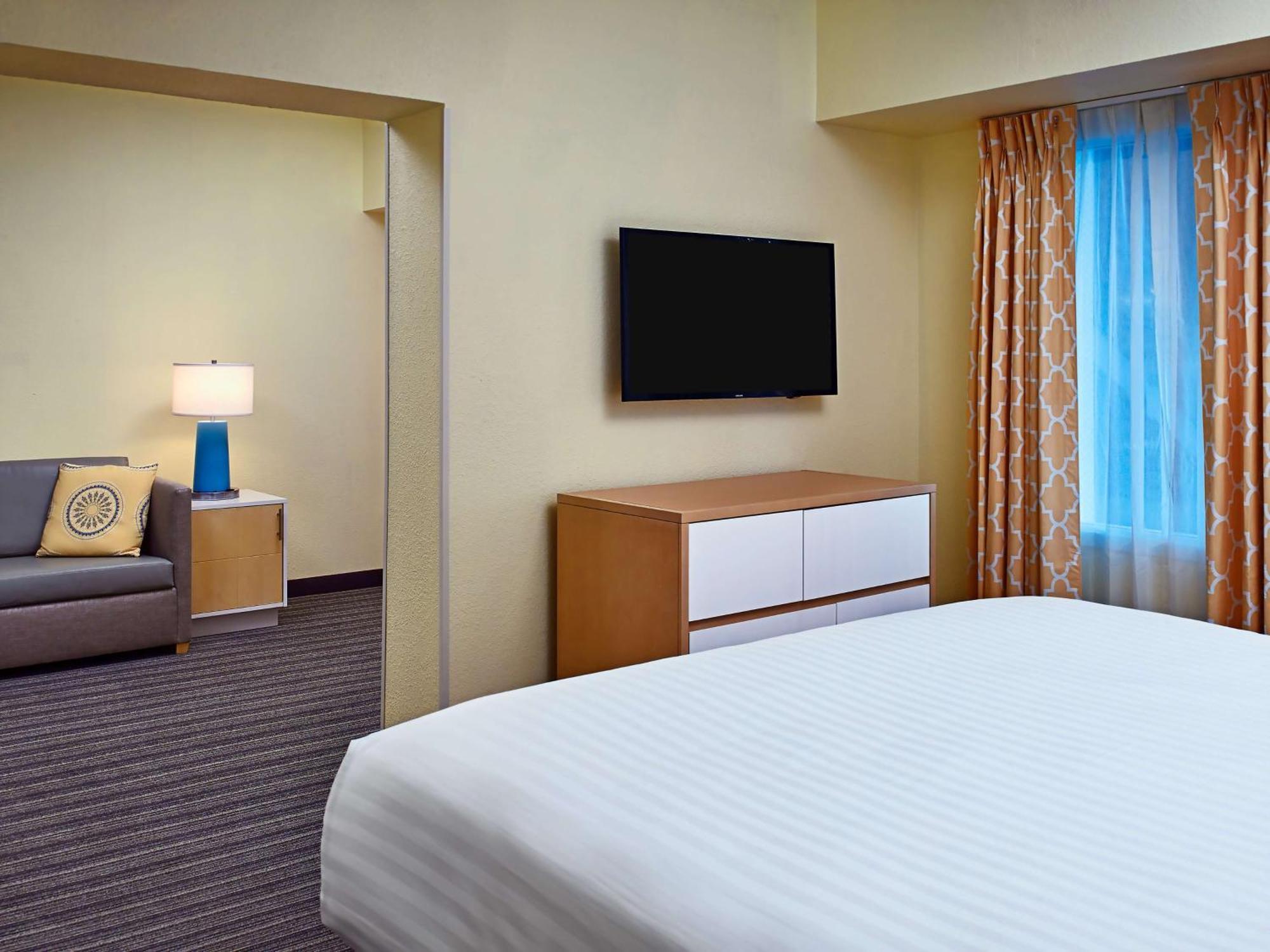 Sonesta Simply Suites Memphis East Poplar Pike Екстер'єр фото
