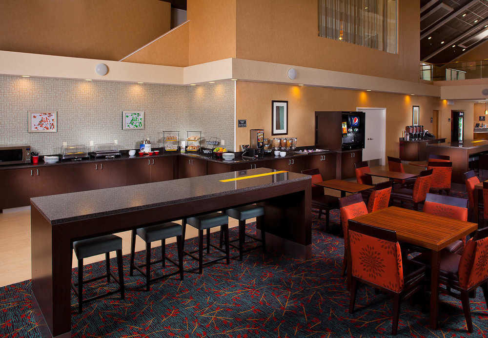 Sonesta Simply Suites Memphis East Poplar Pike Екстер'єр фото