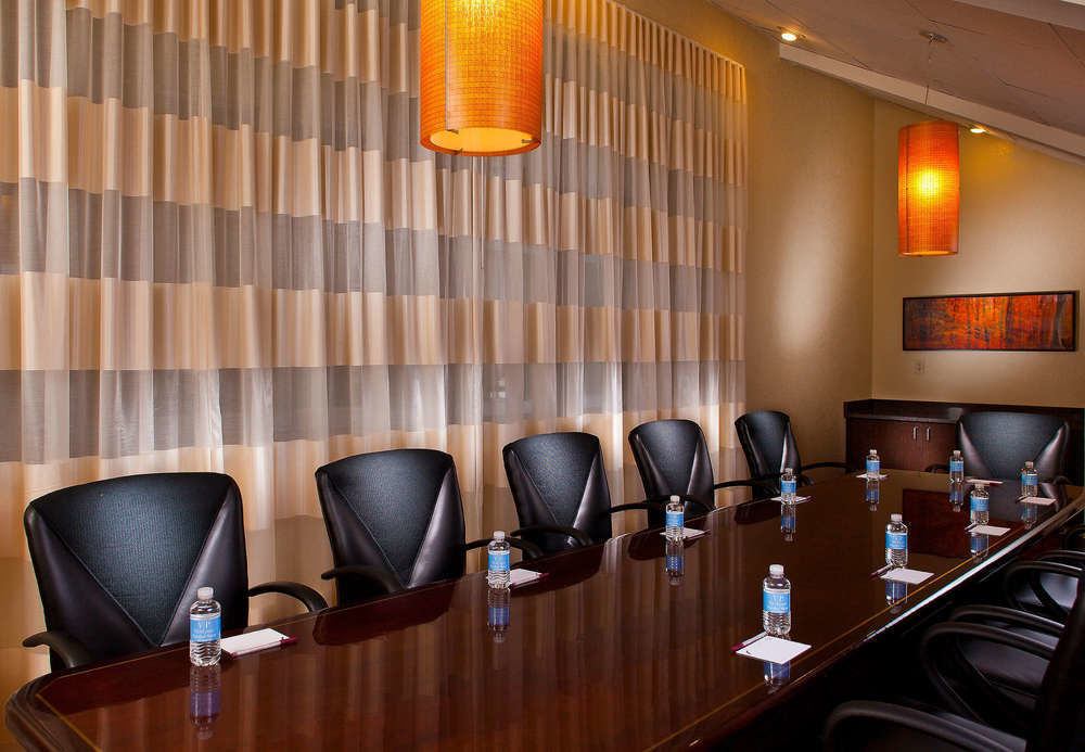 Sonesta Simply Suites Memphis East Poplar Pike Екстер'єр фото